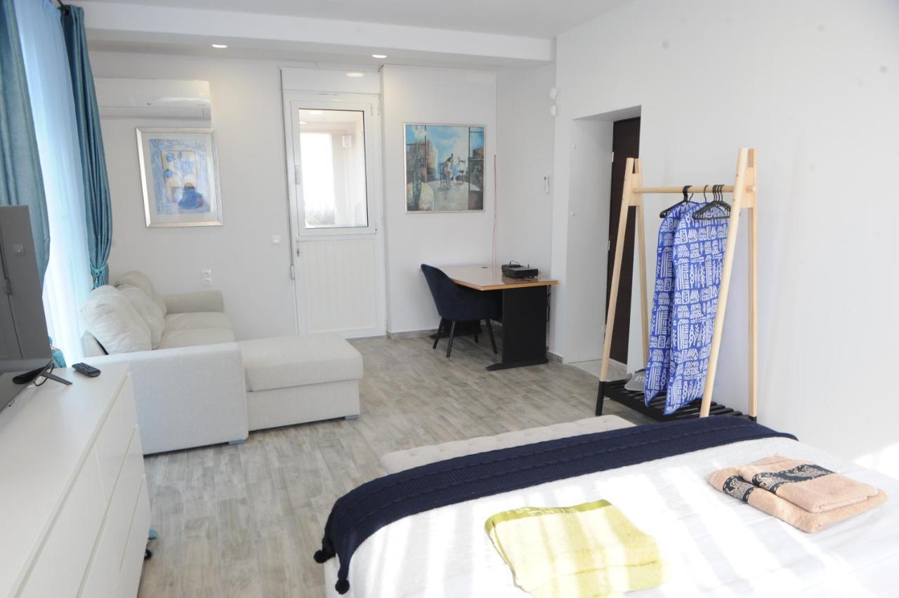 El Angel By Ntinos Apartment เกรมาสตี ภายนอก รูปภาพ