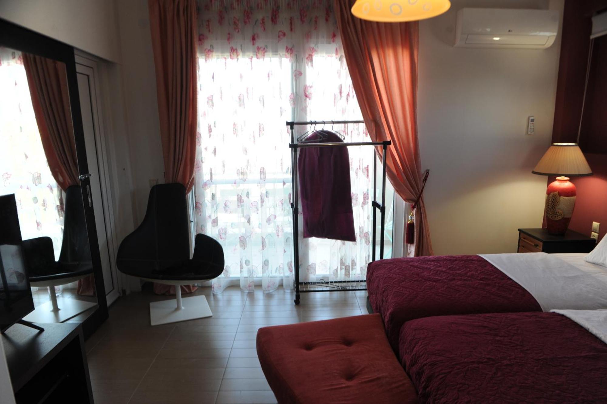 El Angel By Ntinos Apartment เกรมาสตี ภายนอก รูปภาพ