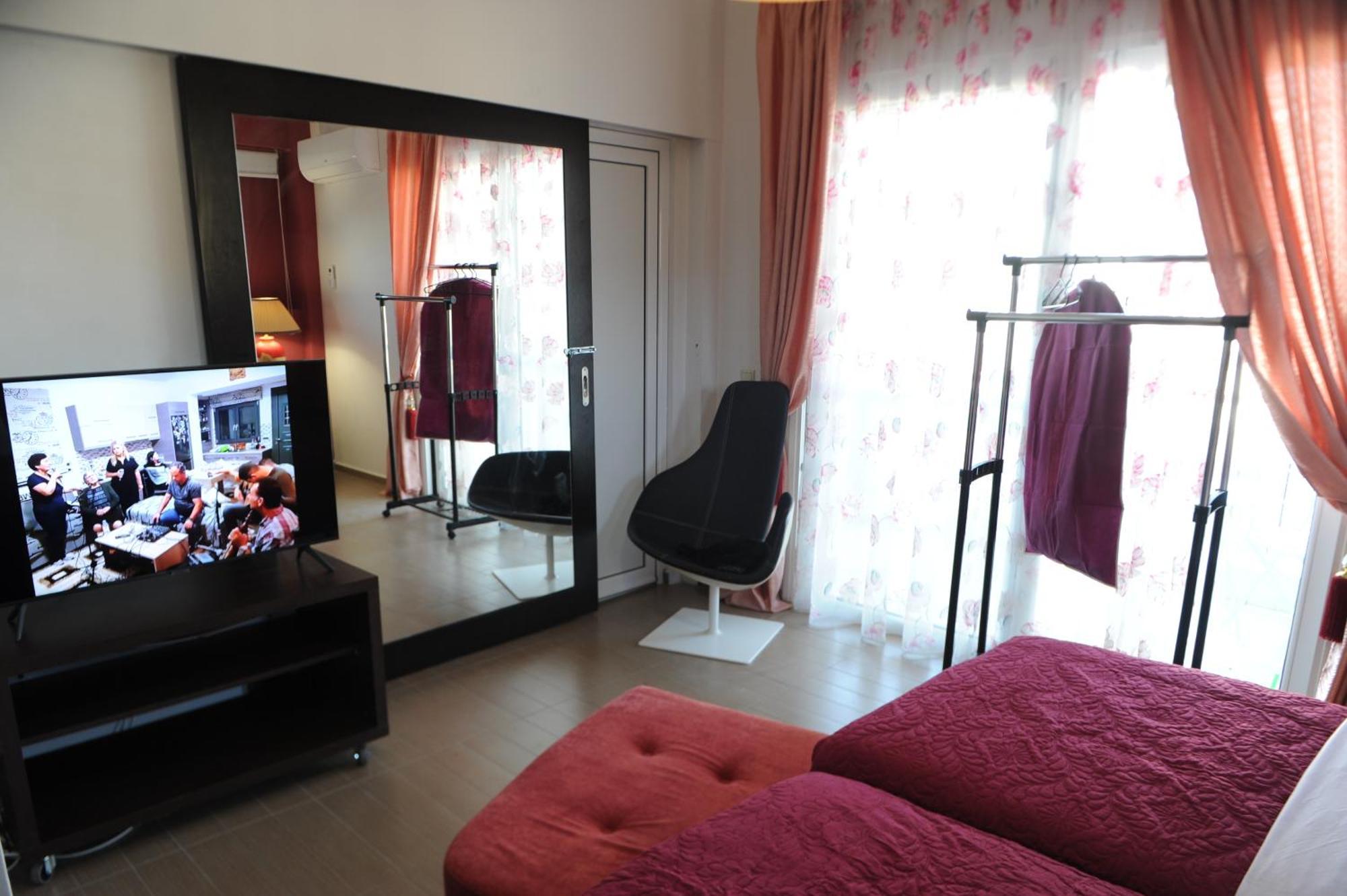 El Angel By Ntinos Apartment เกรมาสตี ภายนอก รูปภาพ