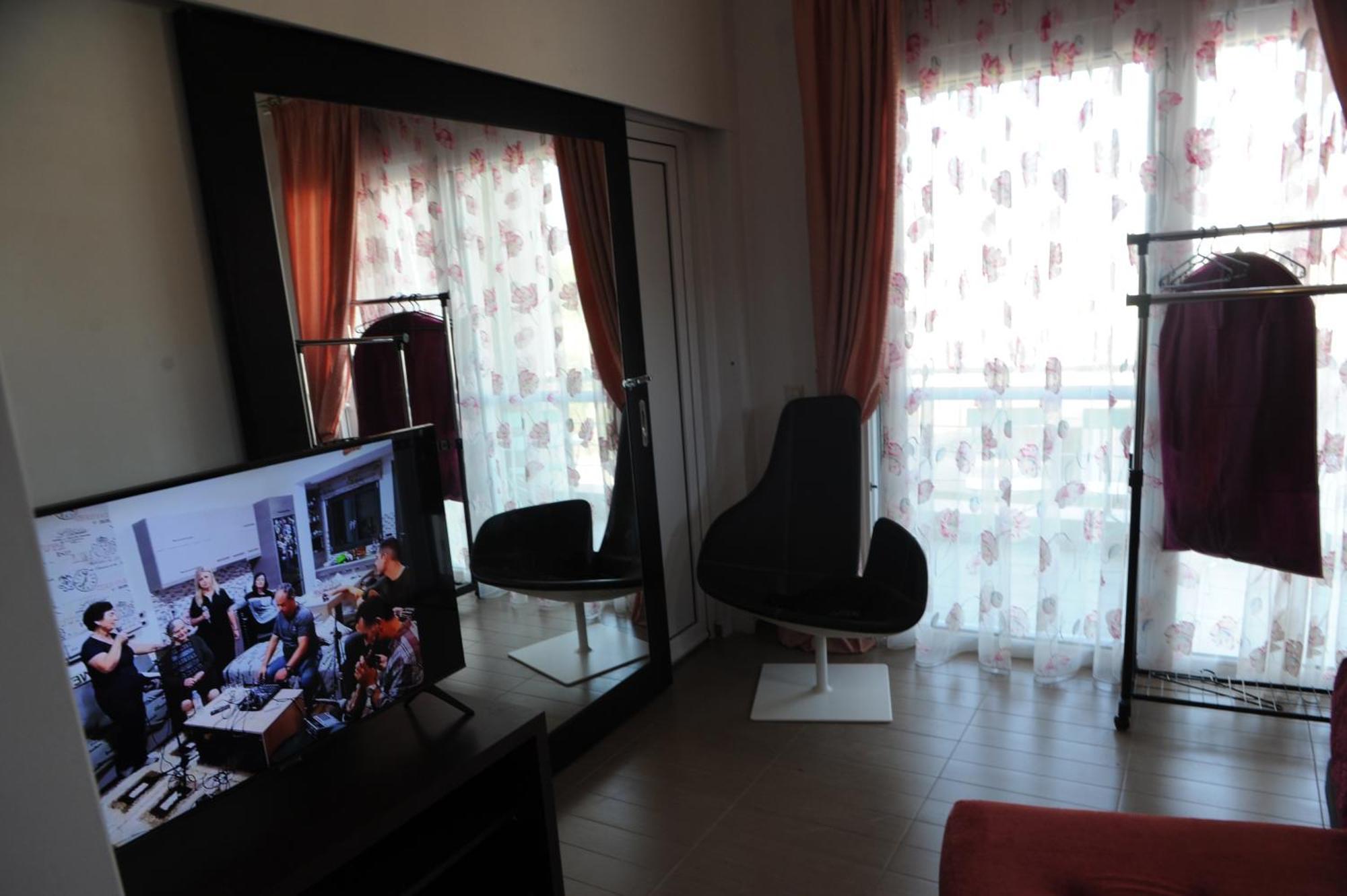 El Angel By Ntinos Apartment เกรมาสตี ภายนอก รูปภาพ